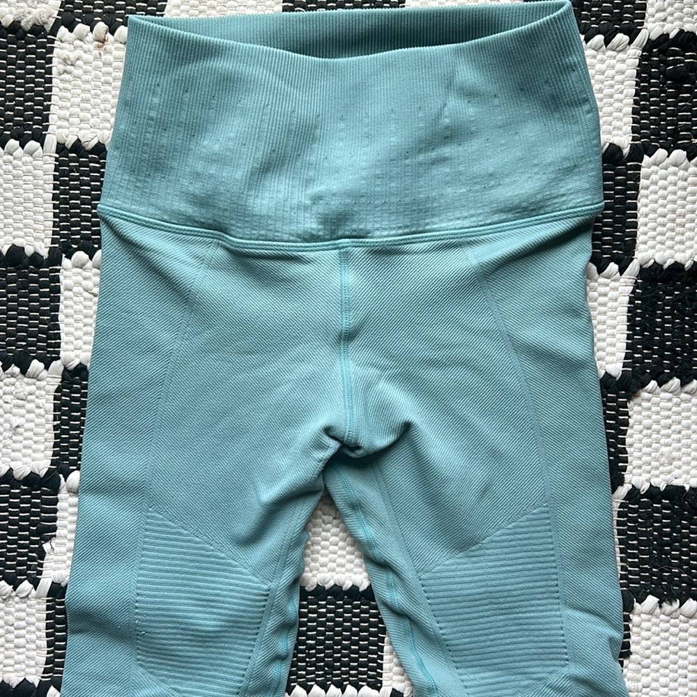 Avocado ribbed long workout tights - Picture 2 of 5